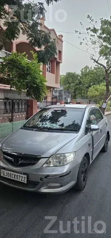 Honda City ZX 2007 Silver Car - Cars - Ahmedabad City - Image 5