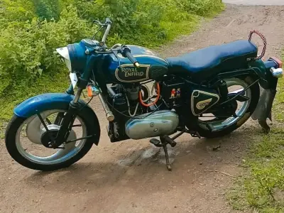 Royal Enfield Classic 1998 Model Bike Royal Enfield Classic 1998 Model Bike