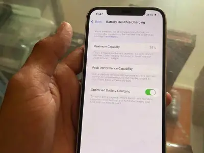 Apple iPhone 12 Pro – 92% Battery Health Apple iPhone 12 Pro – 92% Battery Health