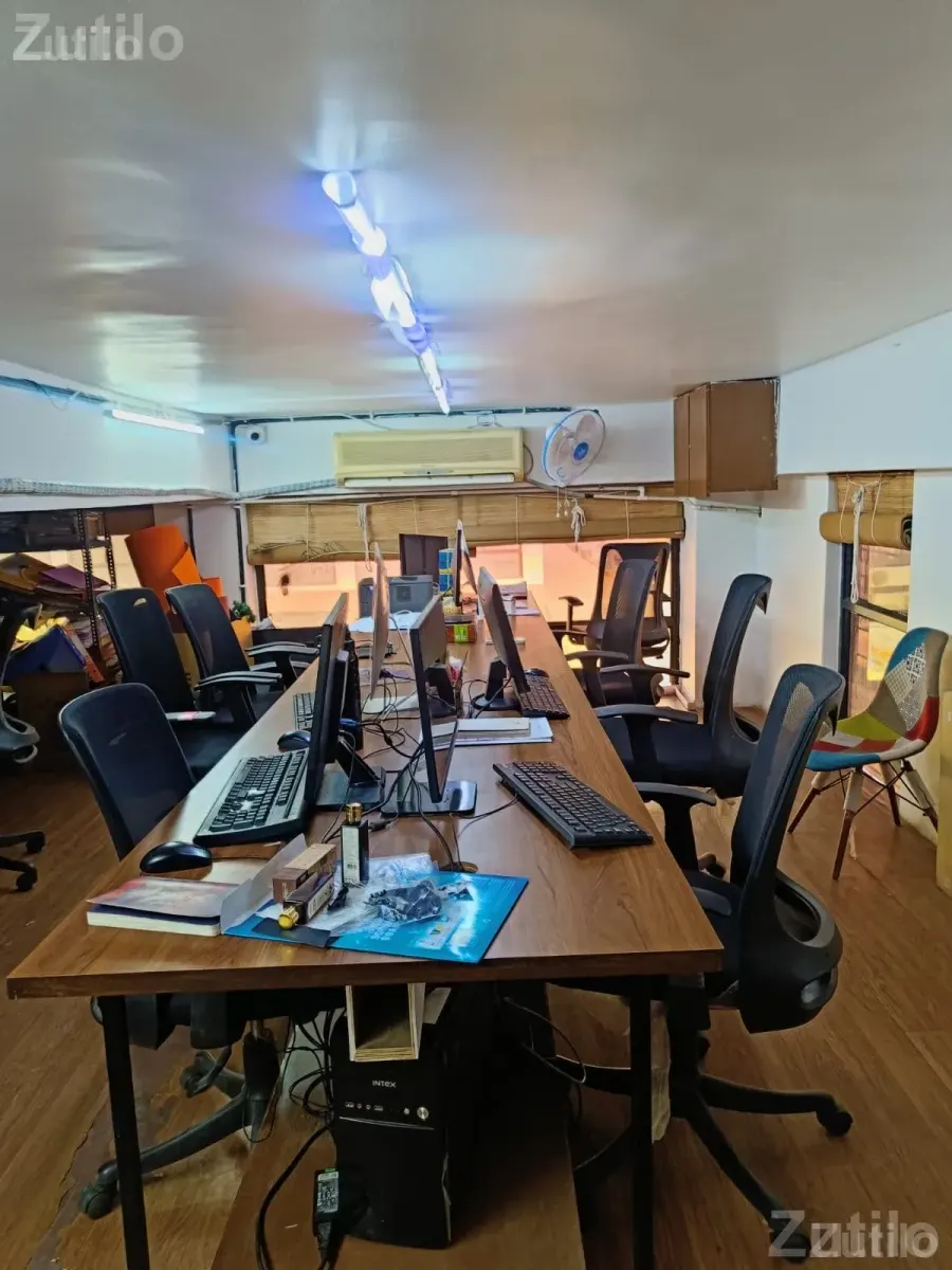 Office tables - Office Furniture - Ahmedabad City - Image 3