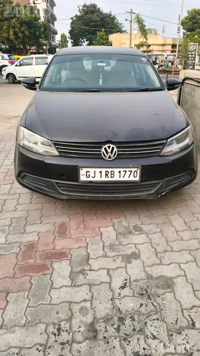 2013 Volkswagen Jetta 2.0 TDI Car - કાર - જામજોધપુર - Image 2
