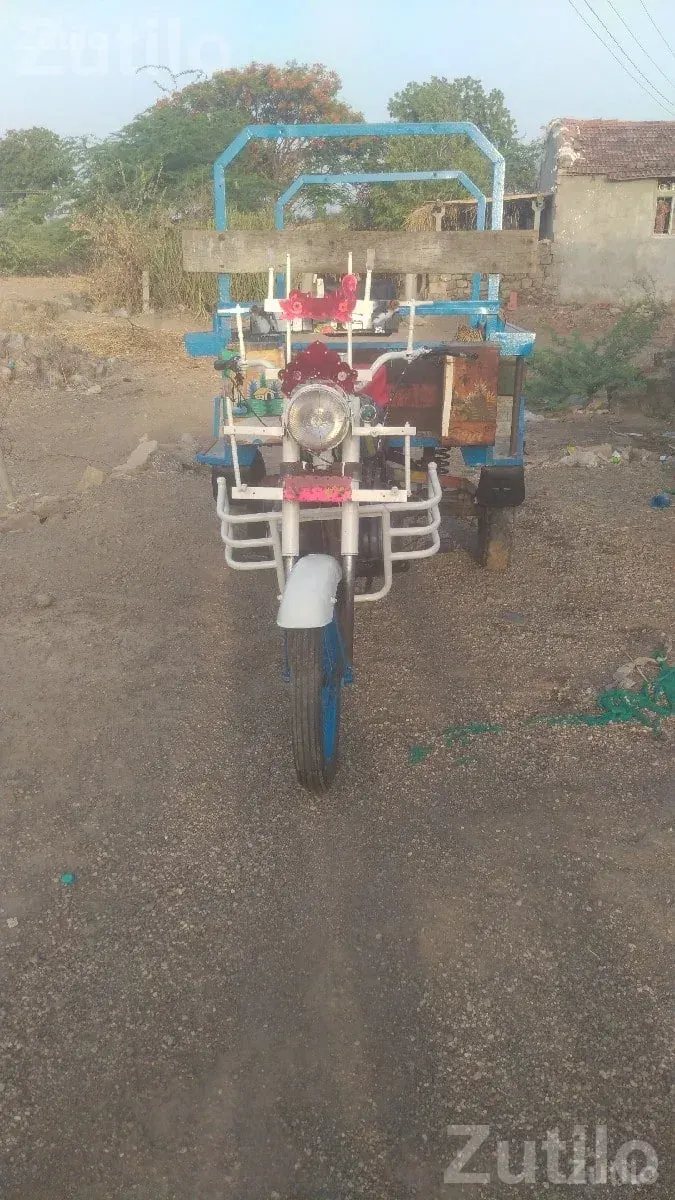 2006 Trishul Tempo Three Wheeler - Auto Rickshaws - Botad - Image 2