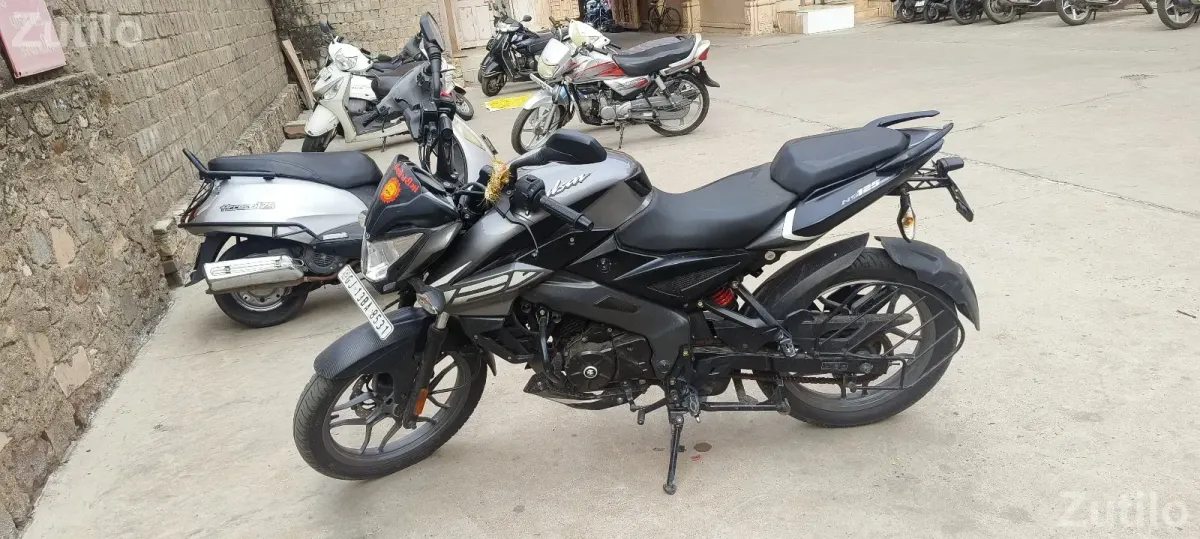 પાર્સલ એનએસ Bajaj Bike for Sale  - Bikes - Surendranagar City - Image 5