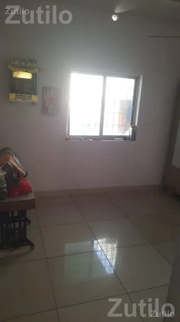House with Ground Floor Shop on 1000 Sq Ft - વેપારિક મિલકત - મોરબી - Image 4