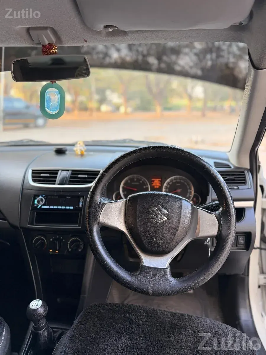 Maruti Suzuki Swift VDi 2012 Diesel - કાર - કલ્યાણપુર - Image 2