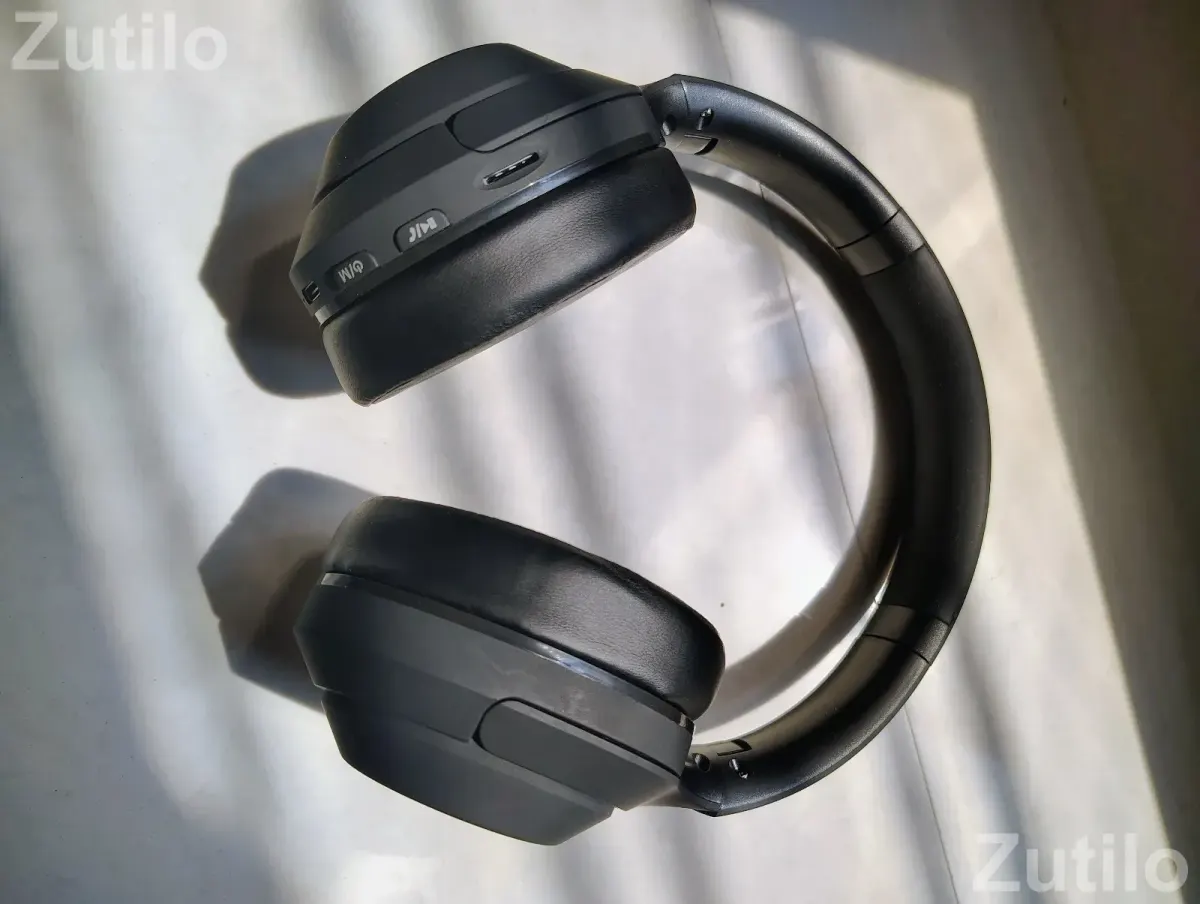 SONY WH-1000XM4 headphone - ઇલેક્ટ્રોનિક ઍક્સેસરીઝ - સુરત શહેર - Image 3