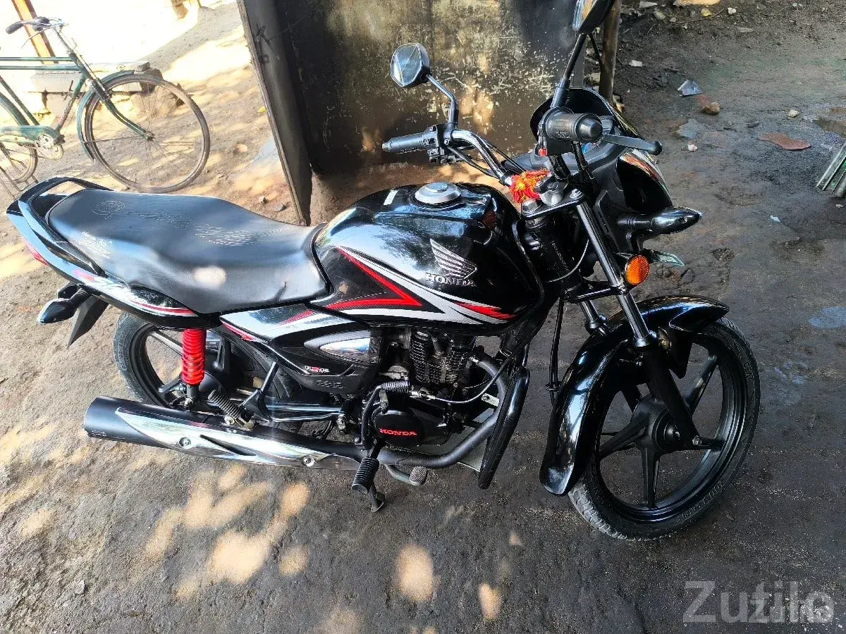 Honda CB Shine 2018 Bike Single Owner - બાઇક્સ - વેરાવળ - Image 2