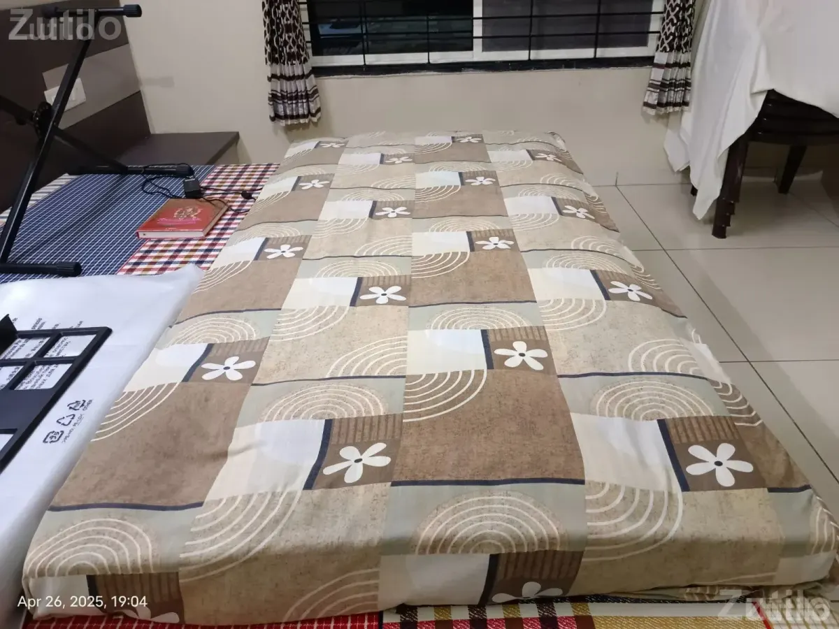 Pure ruhi gadda with pure cotton cover - Beds & Mattresses - Vadodara City - Image 5