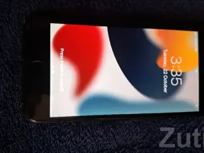 Apple iPhone 7 used smartphone