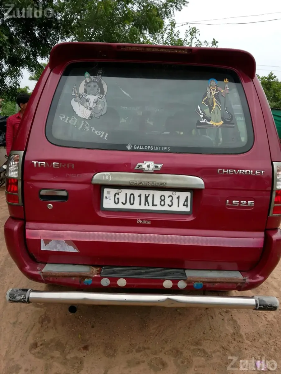 Chevrolet Tavera Diesel 2011 10 Seater - Cars - Ahmedabad City - Image 2