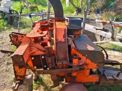 Industrial Shredder Machine in Good Condition Industrial Shredder Machine in Good Condition