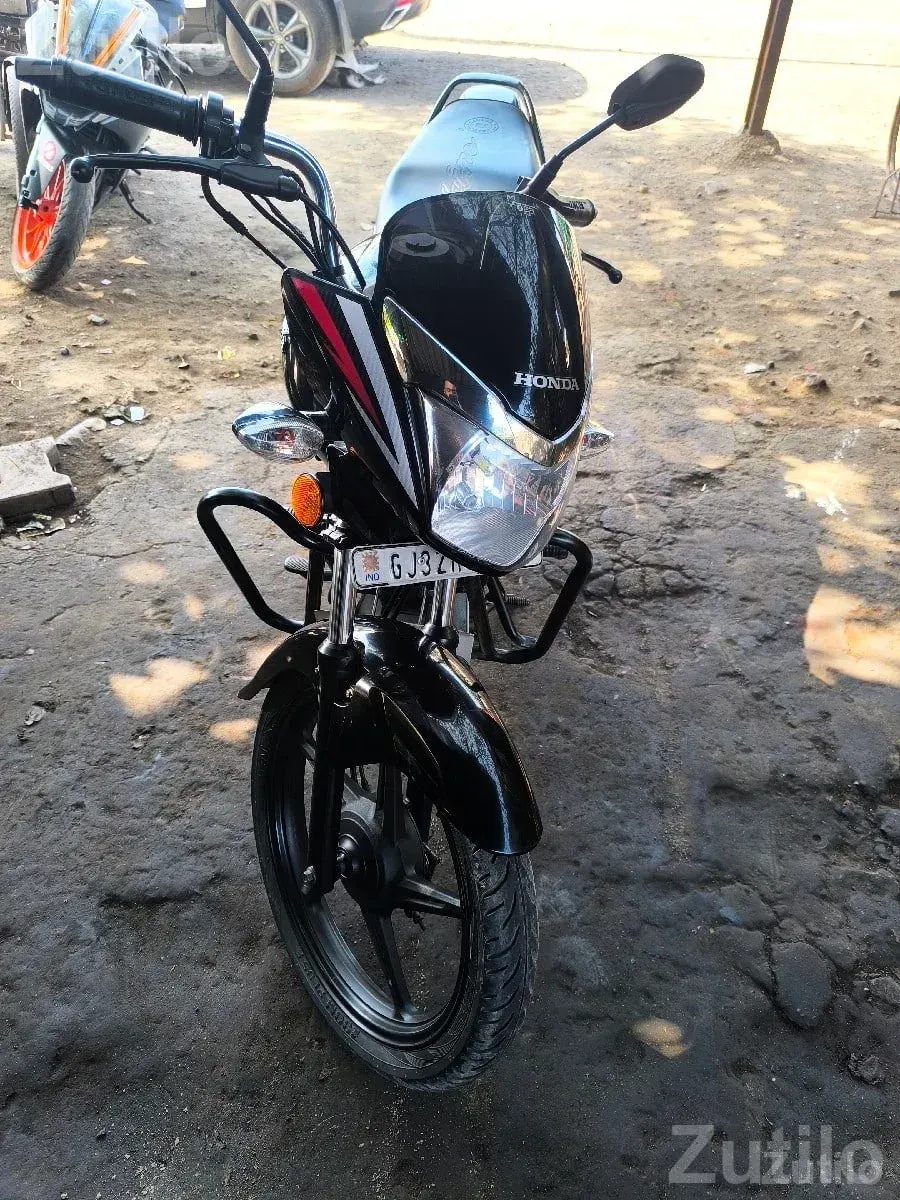 Honda CB Shine 2018 Bike Single Owner - બાઇક્સ - વેરાવળ - Image 3