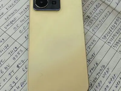 Vivo Y35 Gold Dual Camera Smartphone