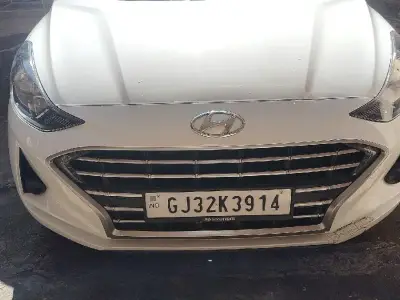 i 10 નીયોશ વેચવાની છે i 10 નીયોશ વેચવાની છે