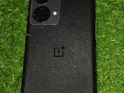 one plus nord 2t 5g
8 128
box one plus nord 2t 5g
8 128
box