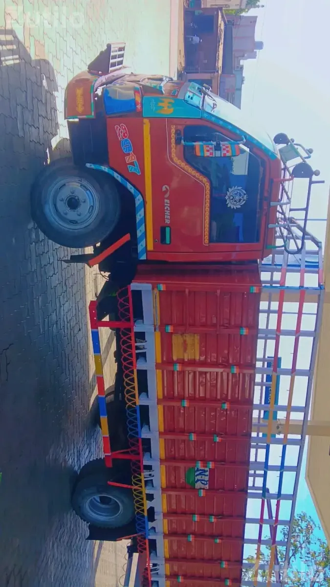 Eicher 1075 Truck 2017 Model - Trucks & Lorries - Godhra - Image 2