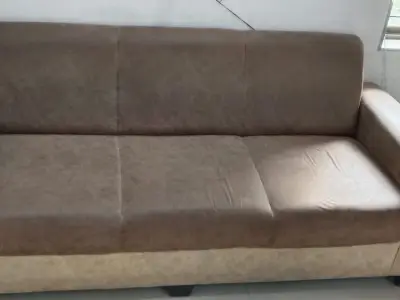 1 years used sofa.. sell urgently with center tabel 1 years used sofa.. sell urgently with center tabel