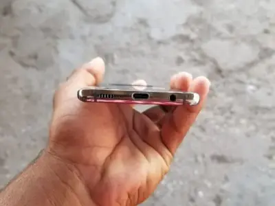 Samsung S10 Used Smartphone Samsung S10 Used Smartphone
