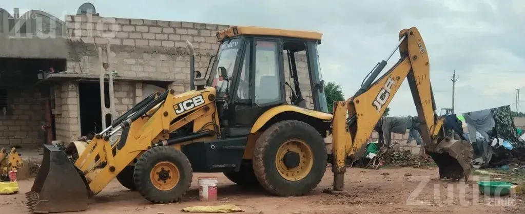 JCB Backhoe Loader 2011 Model - બાંધકામના વાહનો - ધ્રાંગધ્રા - Image 5