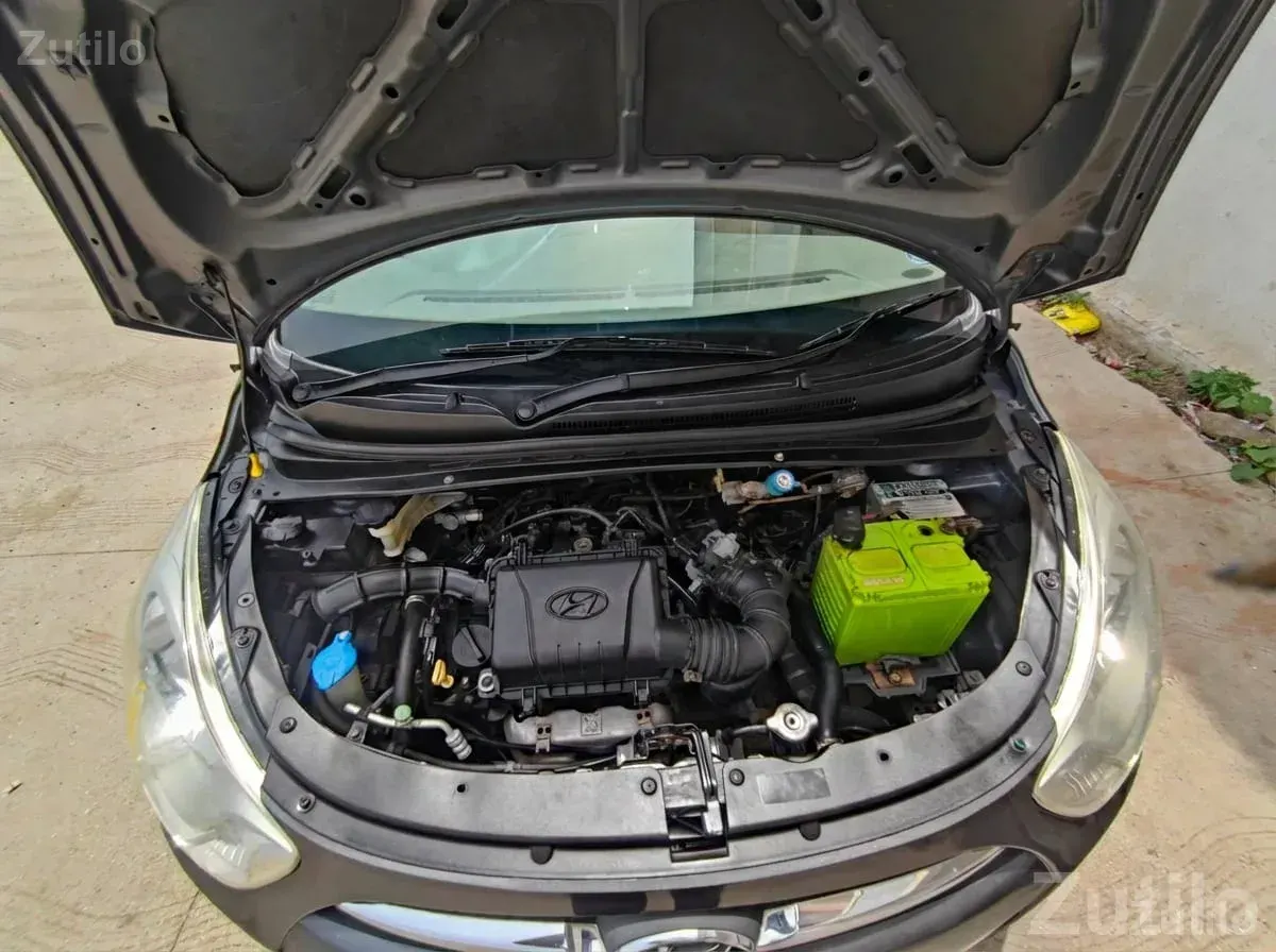 Hyundai i10 CNG – Clean Beige Interior - Cars - Jamkandorna - Image 3