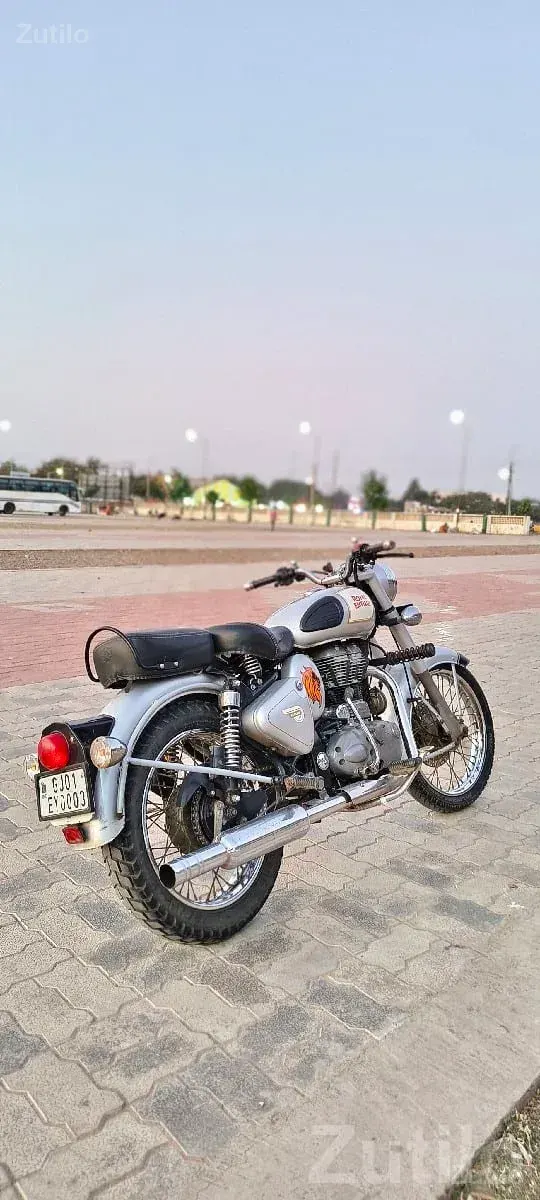 Royal Enfield Classic 350 2015 Bullet - Bikes - Bhanvad - Image 3