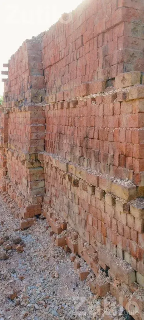 Construction Bricks for Building Use - ટૂલ્સ અને હાર્ડવેર - ધોળકા - Image 2