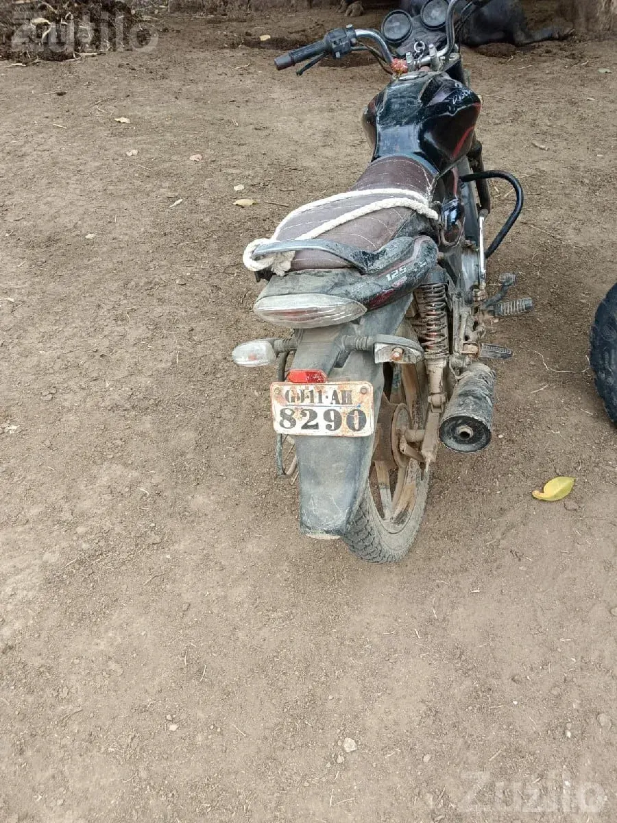 Bajaj Discover 2013 Motorcycle for Sale - Bikes - Junagadh City - Image 2