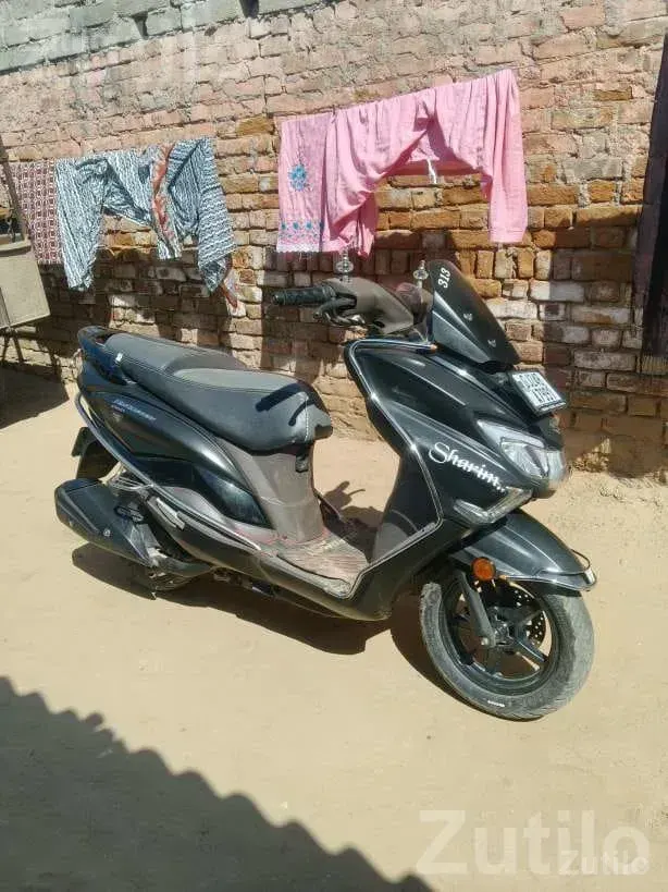 Suzuki Burgman 2024 Single Owner Scooter - Bikes - Radhanpur - Image 4