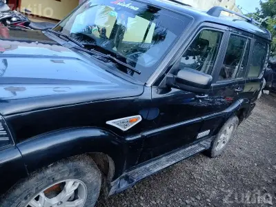 2014 Mahindra Scorpio Black SUV, 182000 km