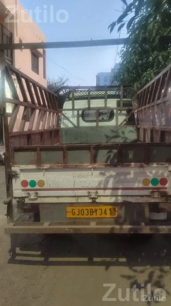 Tata Intra V10 Loading Truck 2022 - ટ્રક અને લોરી - રાજકોટ શહેર - Image 4
