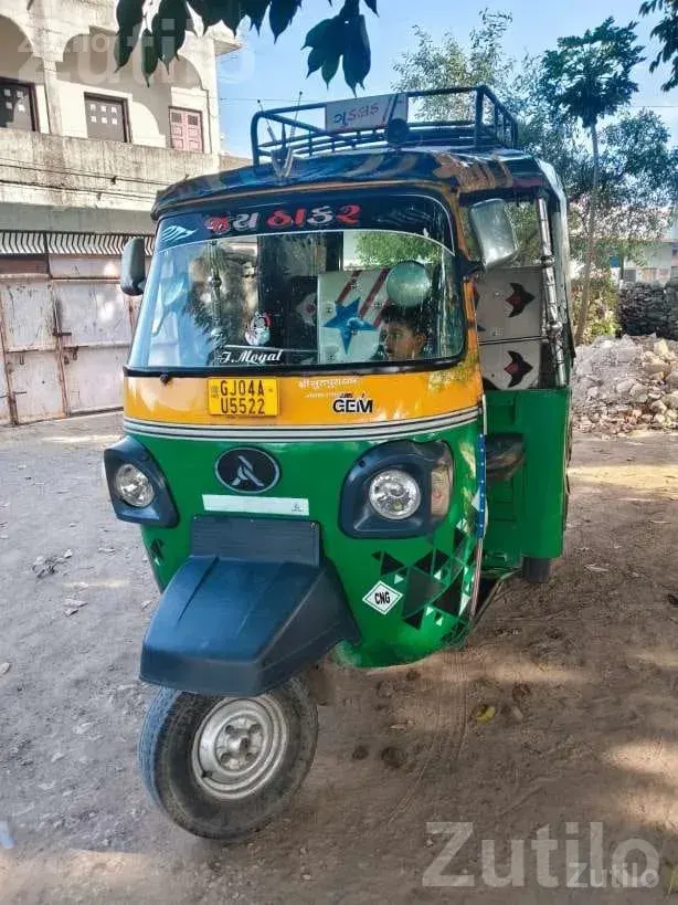 2023 Auto Rickshaw with Running Papers - ઓટો રિક્ષા - રણાવાવ - Image 3