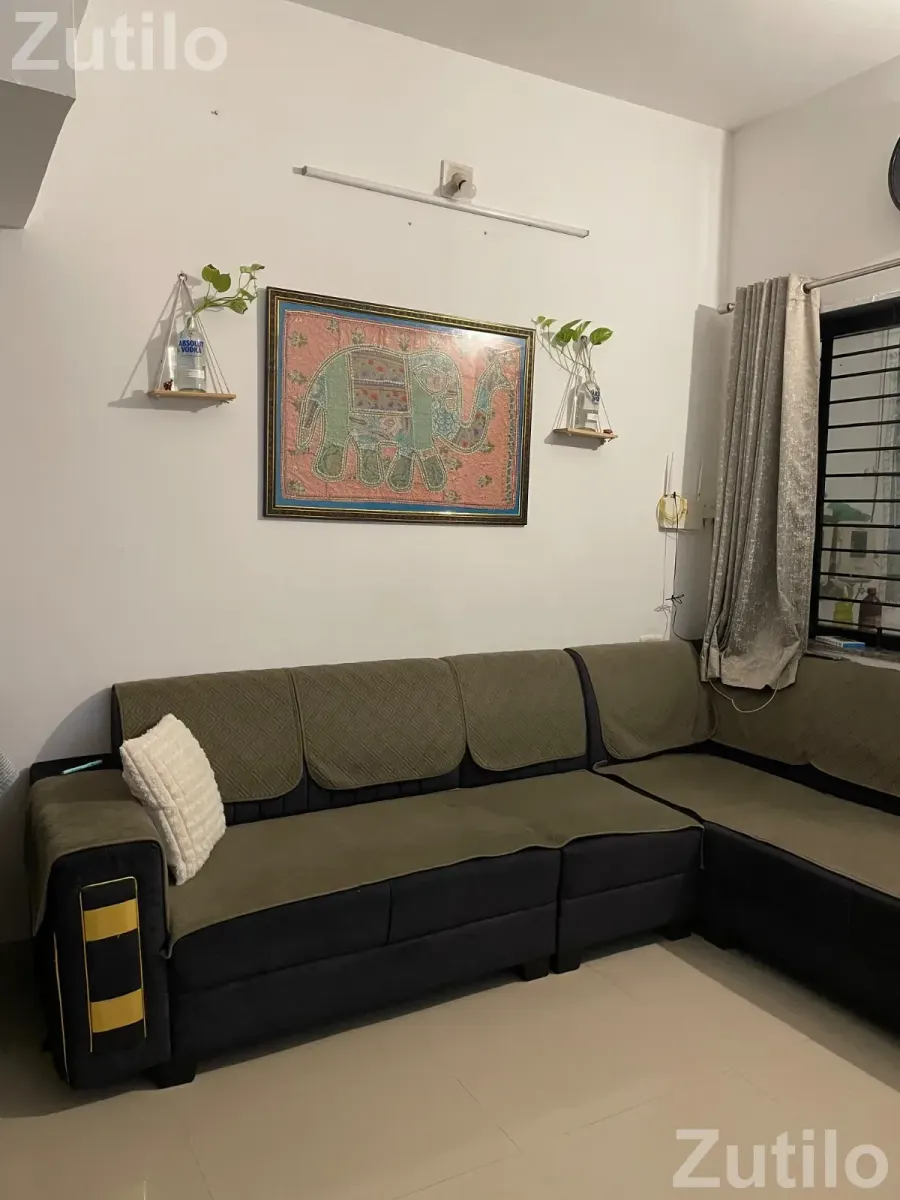 6 Months Old Sofa Set for Sale – Excellent Condition | ₹25,000 - Sofa Sets & Couches - Ahmedabad City - Image 2
