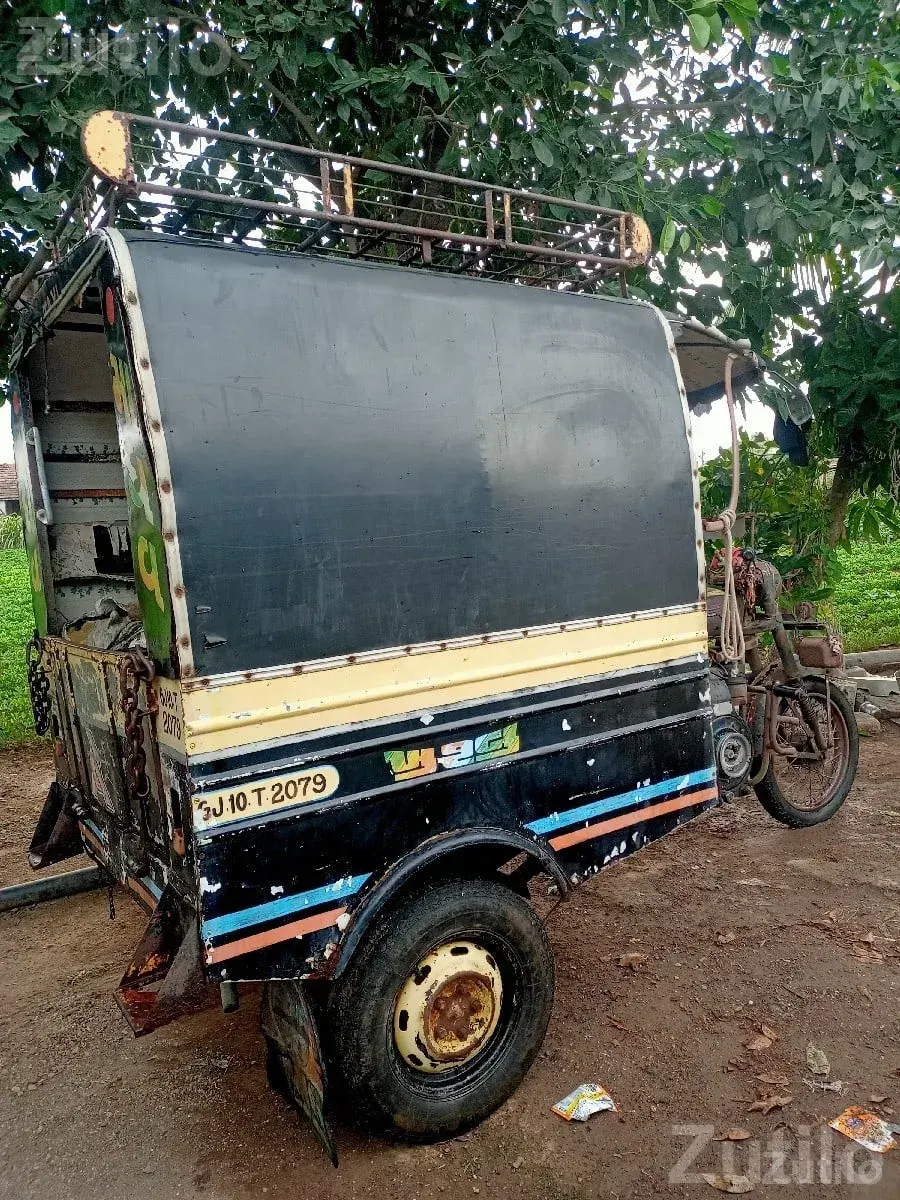 Used Auto Rickshaw for Sale - Auto Rickshaws - Bhanvad - Image 2
