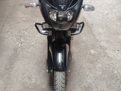 Pulsar 125
