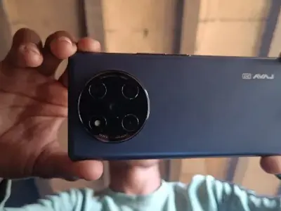 મોબાઈલ વેચવાનો છે મોબાઈલ વેચવાનો છે