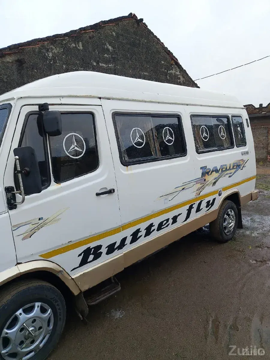 tempo traveler - Cars - Kunkavav - Image 3
