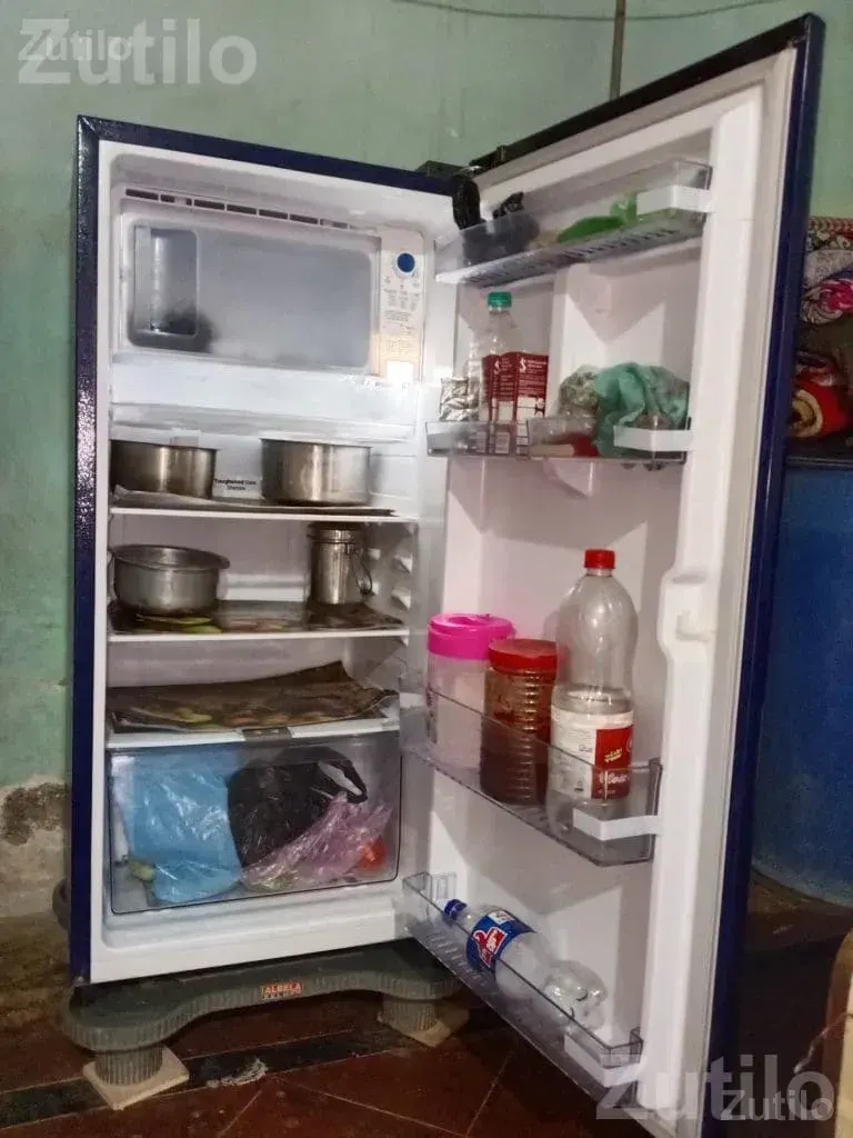 Voltas Beko 190 L Refrigerator - Refrigerators - Dhoraji - Image 3