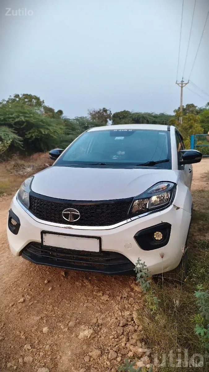 Tata Nexon XM Petrol CNG For Sale - કાર - પીપાવાવ - Image 3