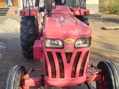 ટ્રેક્ટર વેચવાનું છે