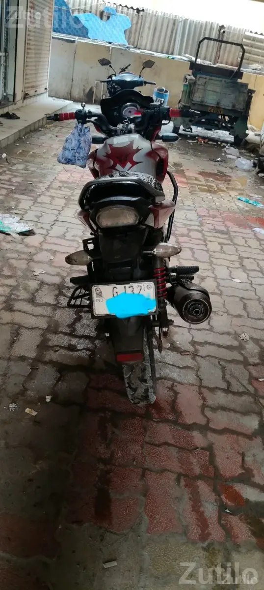 Hero Hunk 2016 Bike 45000 Km - Bikes - Veraval - Image 4