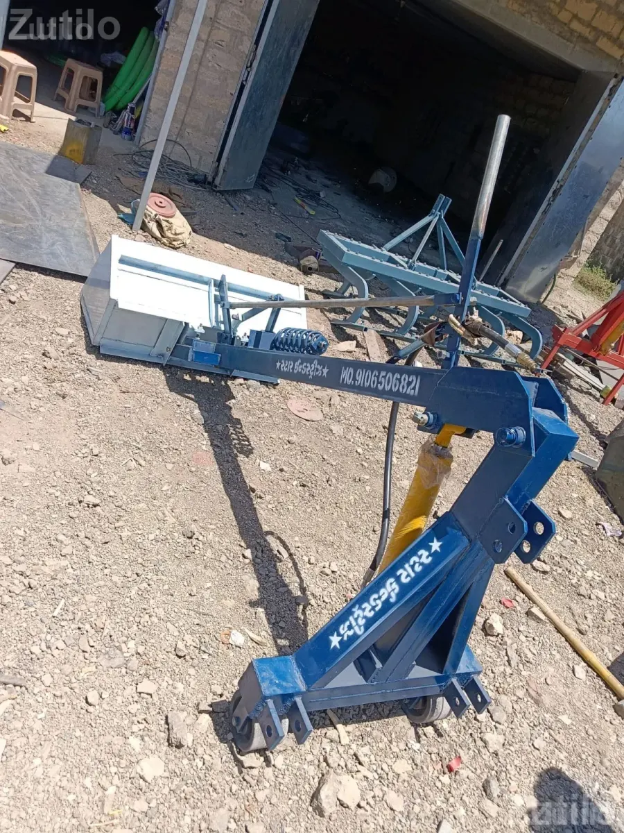 Custom Heavy Duty Loader Available - બાંધકામના વાહનો - પોરબંદર - Image 2