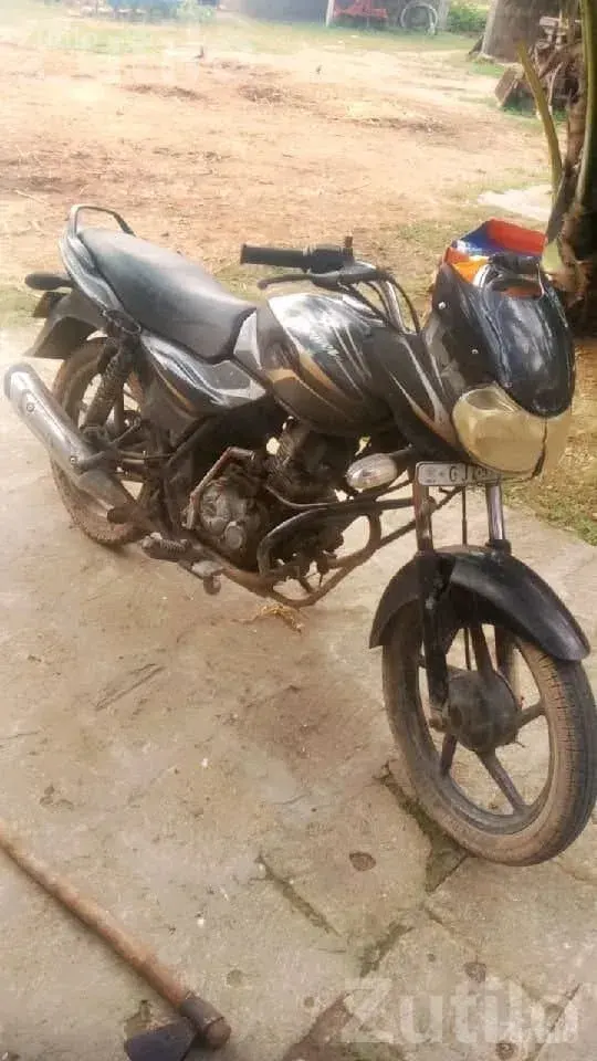 Bajaj Discover Bike 2011 Model - બાઇક્સ - પોરબંદર - Image 3