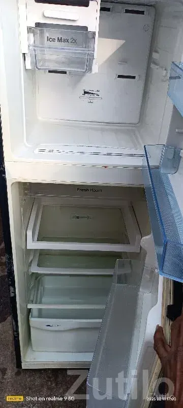 Samsung Double Door Floral Refrigerator - Refrigerators - Jamjodhpur - Image 2
