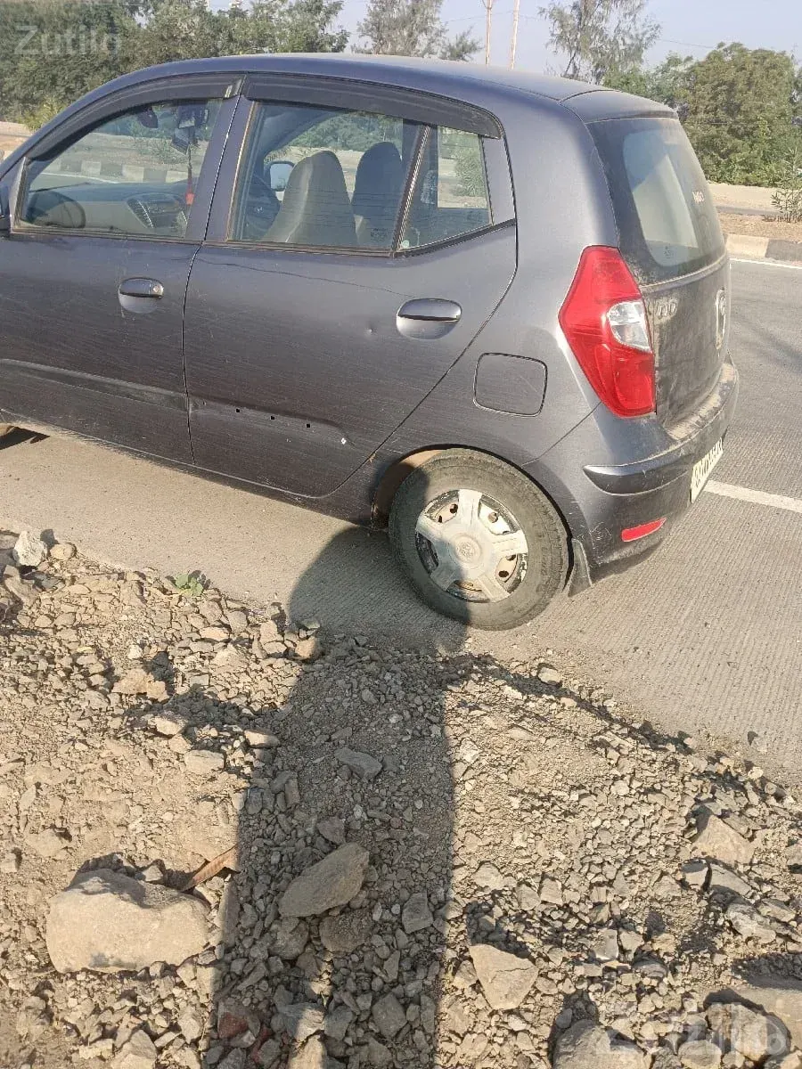 Hyundai i10 2015 Petrol CNG Car - Cars - Kalyanpur - Image 3