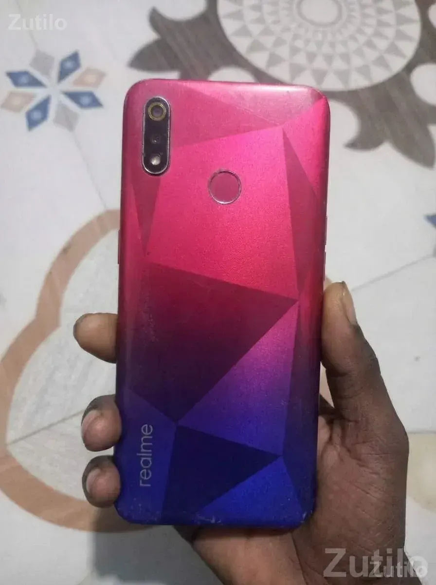 Realme 3 smartphone with notch display - Mobile Phones - Barwala - Image 4