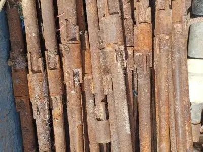 400 Feet Used Metal Pipe Line Set
