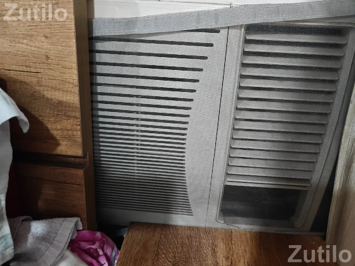 Window A/C Blue star 2018 model well maintained excellent condition 1.5 ton - એસી અને કૂલર્સ - અમદાવાદ શહેર - Image 2