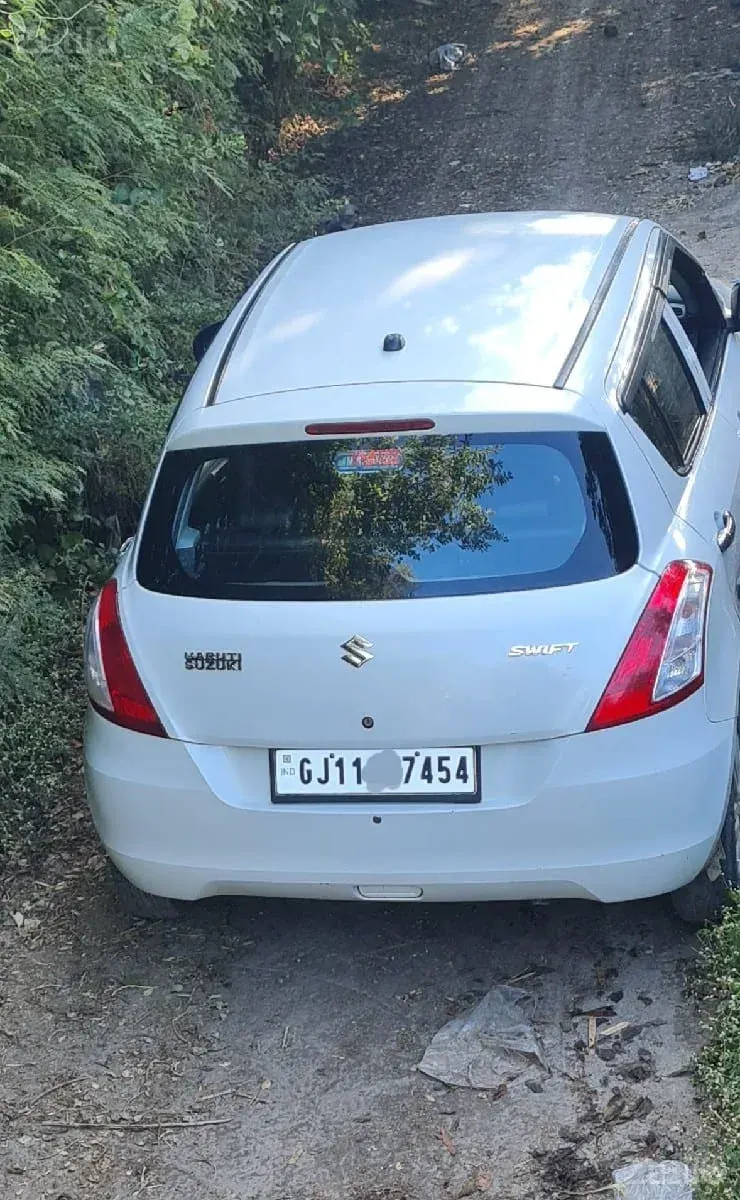 swift ટુકડો  સેકંડ ઓનર - Cars - Keshod - Image 2