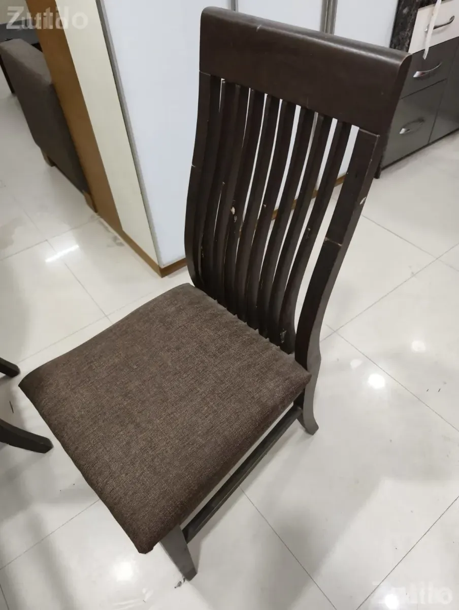 Dining table - ડાઇનિંગ ટેબલ અને સેટ - અમદાવાદ શહેર - Image 2