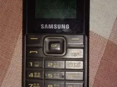 Samsung Keypad Mobile Phone Samsung Keypad Mobile Phone